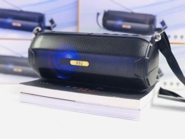 Bluetooth speaker outdoor (Color: Black)